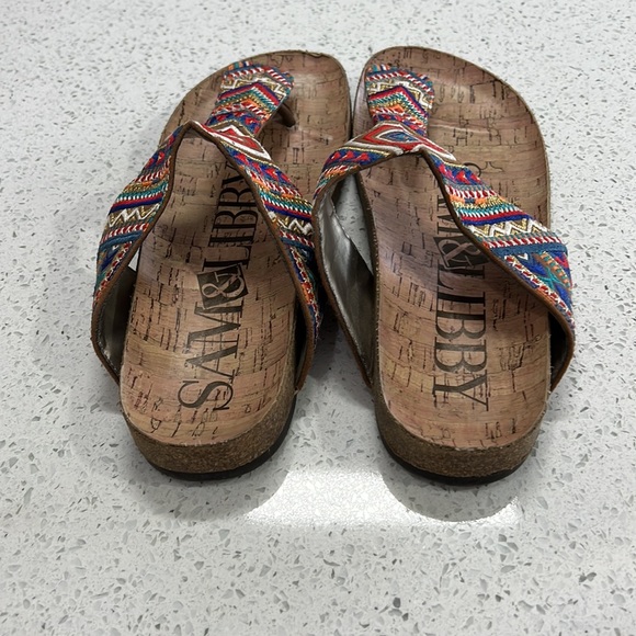 Sam & Libby Embroidered Thong Sandals size 6 - Picture 5 of 9